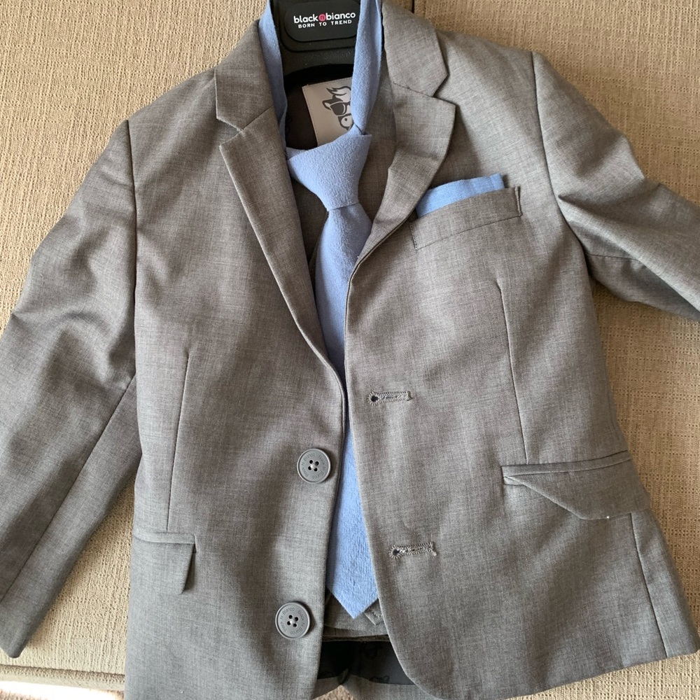 Toddler Boy Suit SZ 4T